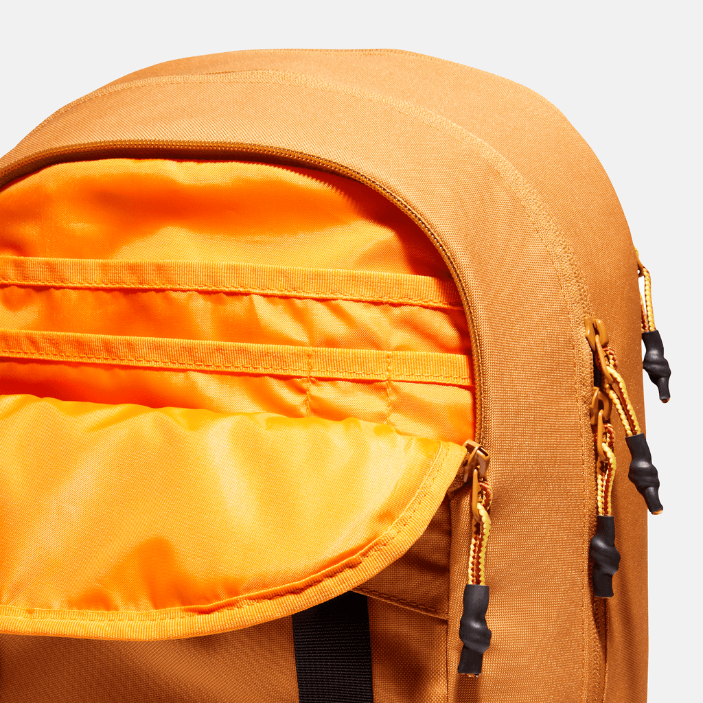 Calverton 26Liter Backpack TBL Wheat Boot ALT2