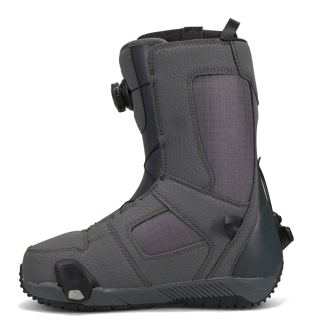 A single gray DC Shoes Men’s Phase Boa Pro Step On Snowboard Boot features textured panels, a reinforced toe, Boa lacing with a black dial closure, and a pull tab at the back, displayed in left side profile against a white background; compatible with Step On binding systems.