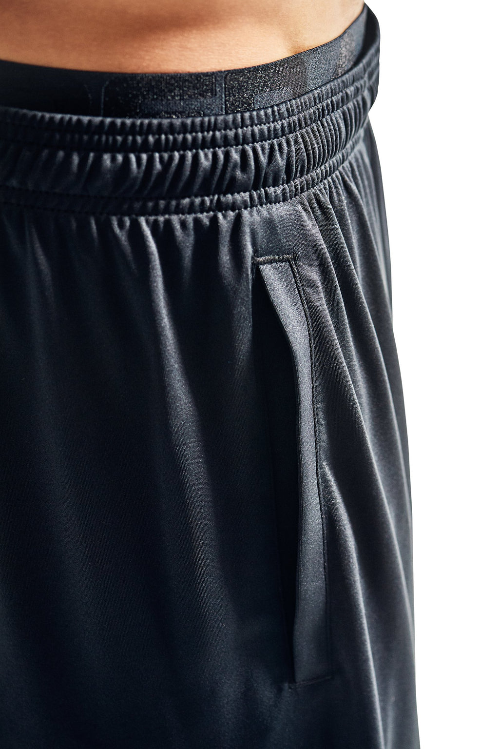 UA Tech™ Graphic Men's 10" Shorts - Black