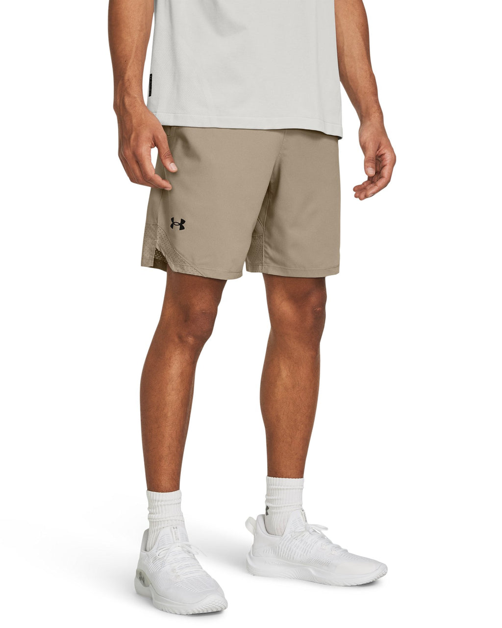 UA Vanish Woven Men's 8" Shorts - Brown