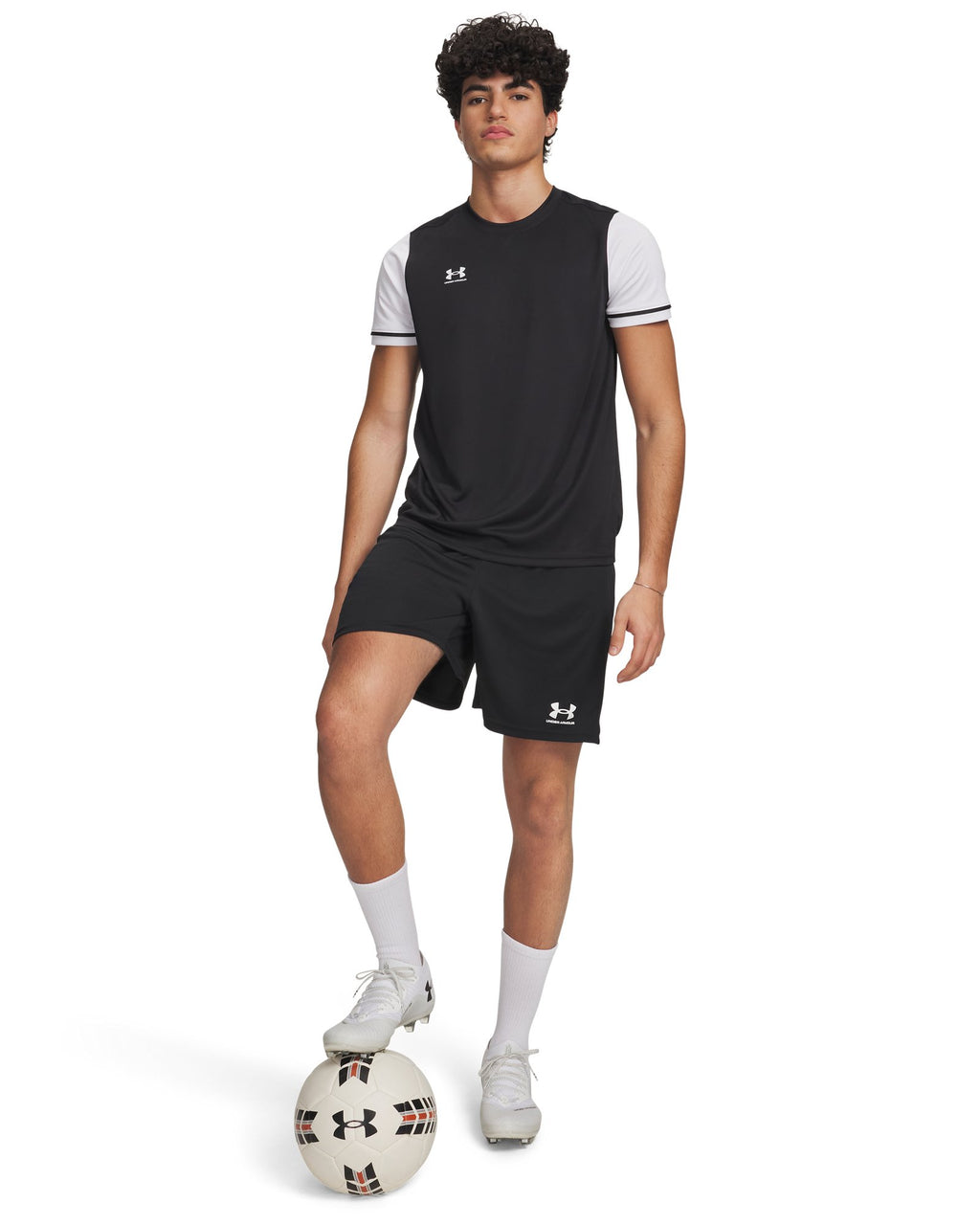UA Challenger Core Men's 7.5" Shorts - Black