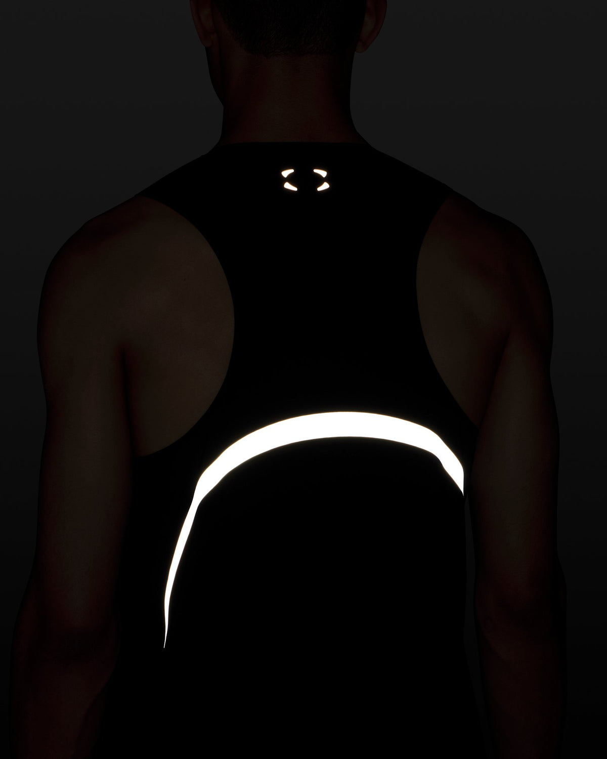 UA HB Run Men's Tank - Black