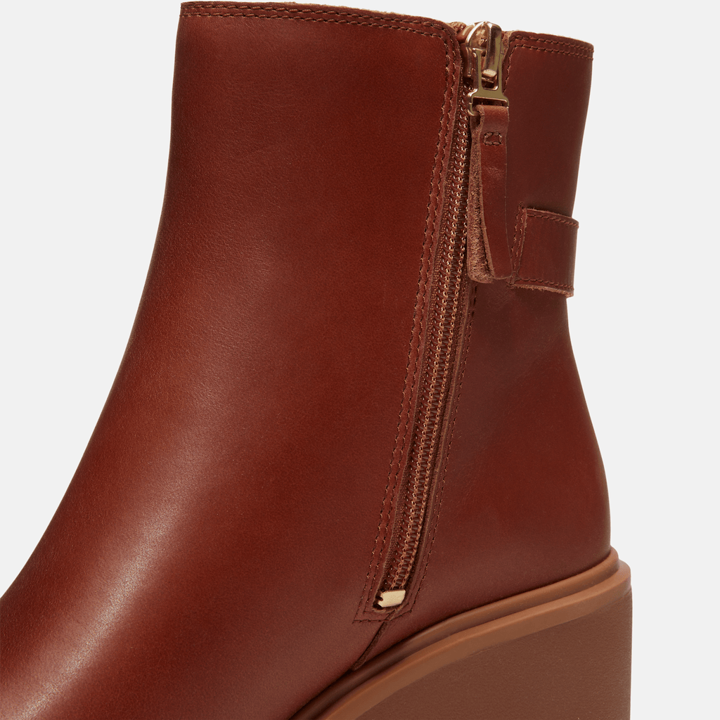 Womens Stone Heights Chelsea Boot TBL Rust FullGrain ALT7