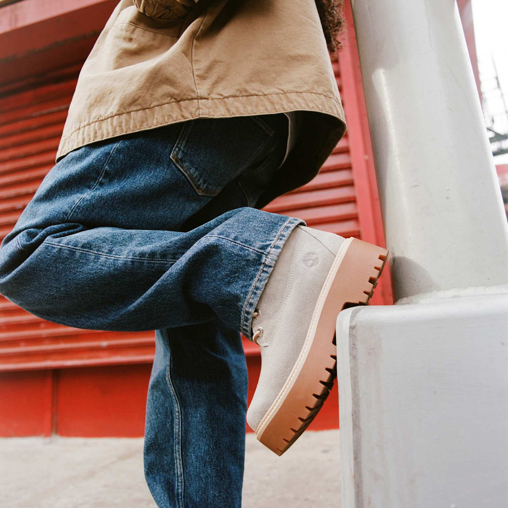 Womens Stone Street Platform 6Inch Boot TBL Medium Grey Suede ALTA