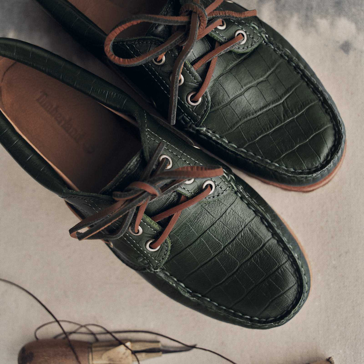 Womens Timberland Authentic 3Eye Boat Shoe TBL Dark Green FullGrain Croco ALTA
