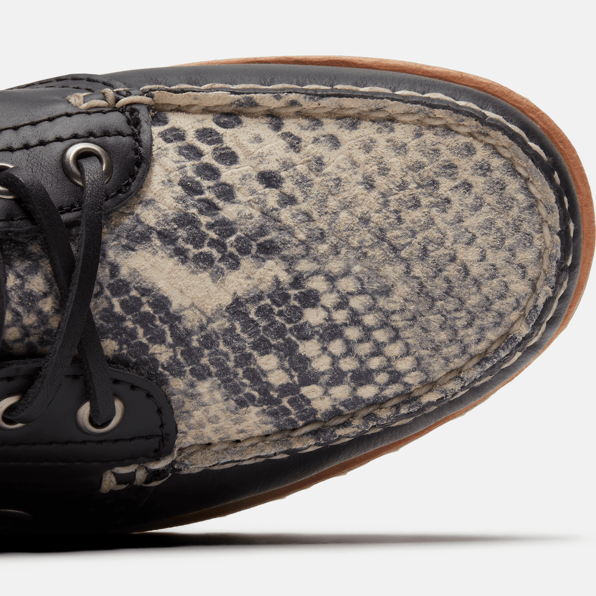 Womens Timberland Authentic Boat Shoe TBL Snake Print Suede ALT7