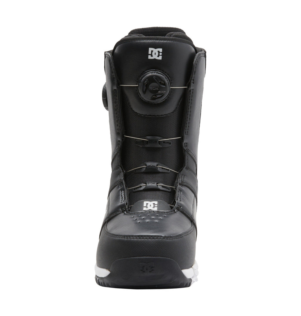 Front view of a single black Men’s Control BOA® Snowboard Boot by DC Shoes, featuring the Dual Zone BOA Fit System and DC branding on the tongue and toe, displayed against a plain white background. Drawing inspiration from DC Shoes’ skate footwear heritage, this boot combines stylish design with cutting-edge lacing technology for exceptional performance.