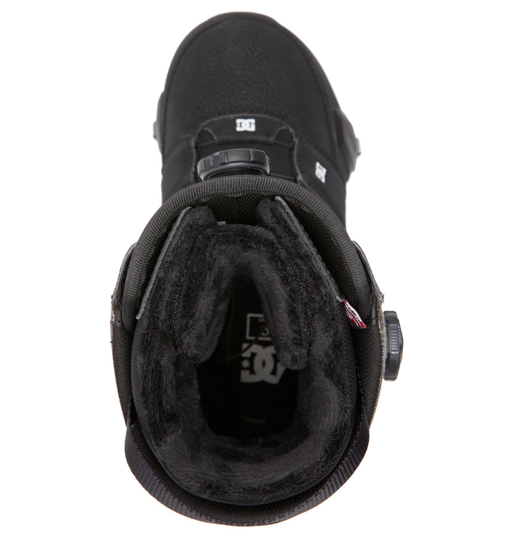 Top view of the DC Shoes Men’s Judge Step On® BOA® Snowboard Boot in black, showcasing the BOA® Fit System dial lacing and a soft, padded inner lining.