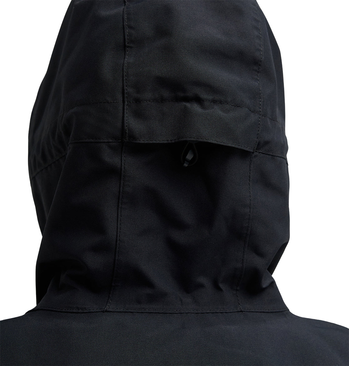 A close-up of the back of the DC Shoes Cruiser Jacket in black, highlighting the hood’s stitching and fabric texture.
